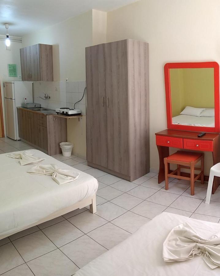 Rooms Anastasia Paralia Екстер'єр фото