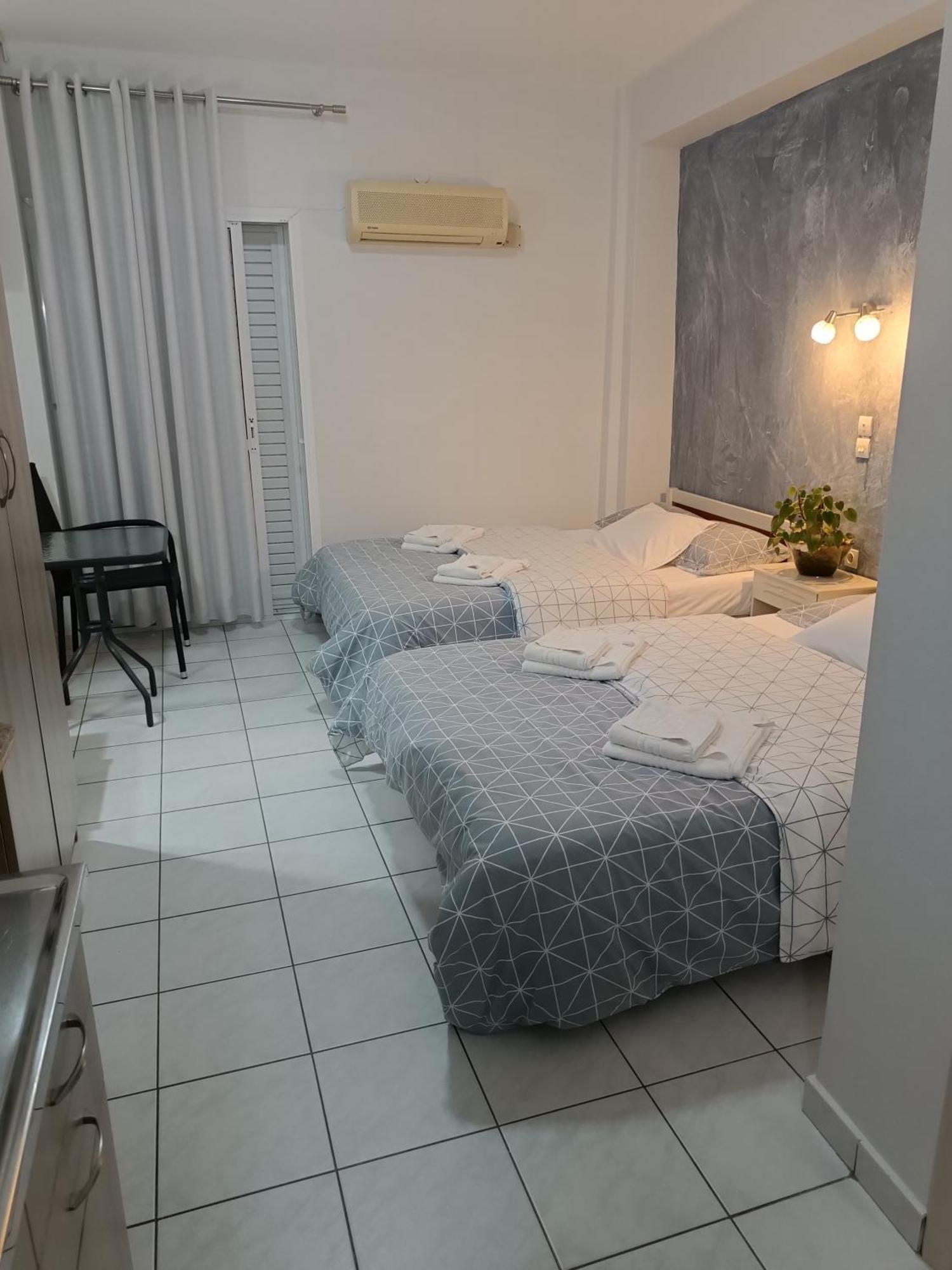 Rooms Anastasia Paralia Екстер'єр фото