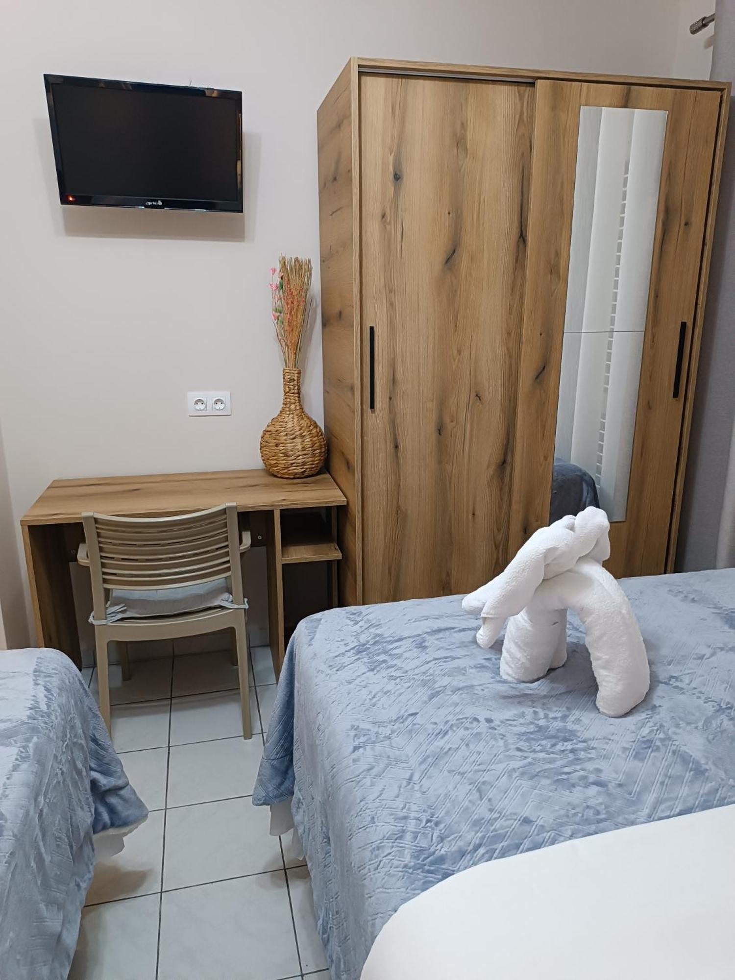 Rooms Anastasia Paralia Екстер'єр фото